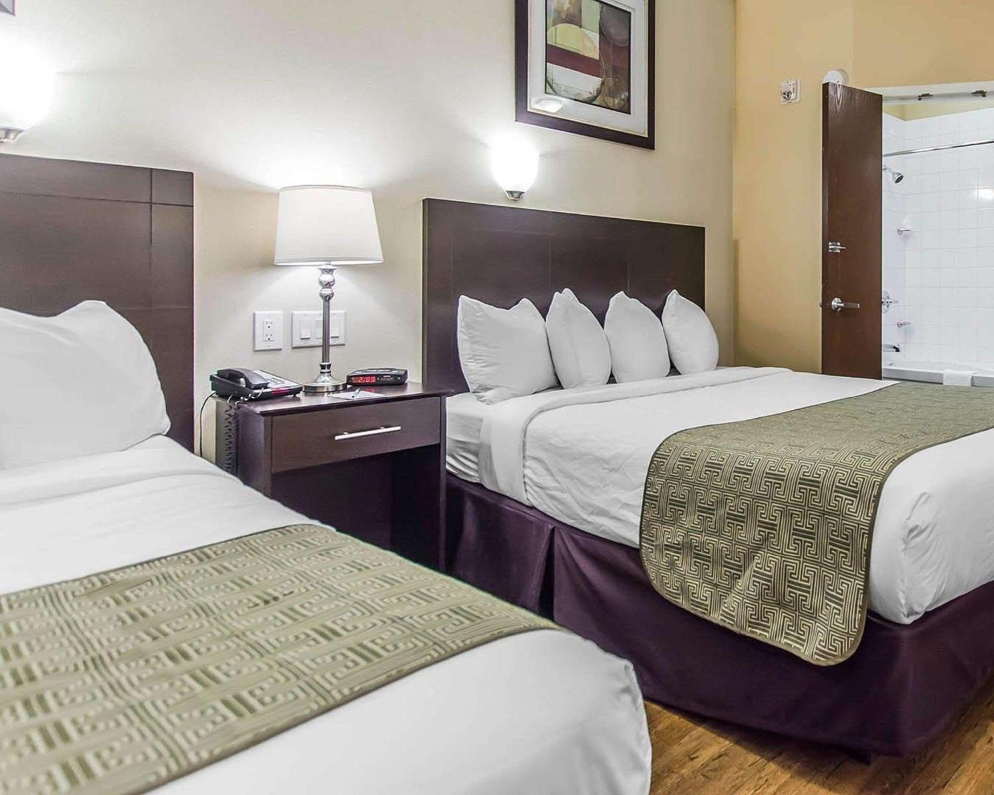 Quality Inn 2*